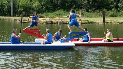 La Guinguette Au Bord De L Eau Tout Un Programme