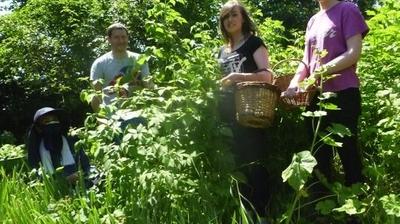 Loges Et Nourris Contre Cinq Heures De Travail Par Jour