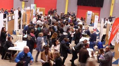 Le Forum Du Recrutement A Amiens Un Contact Direct Avec Des Recruteurs